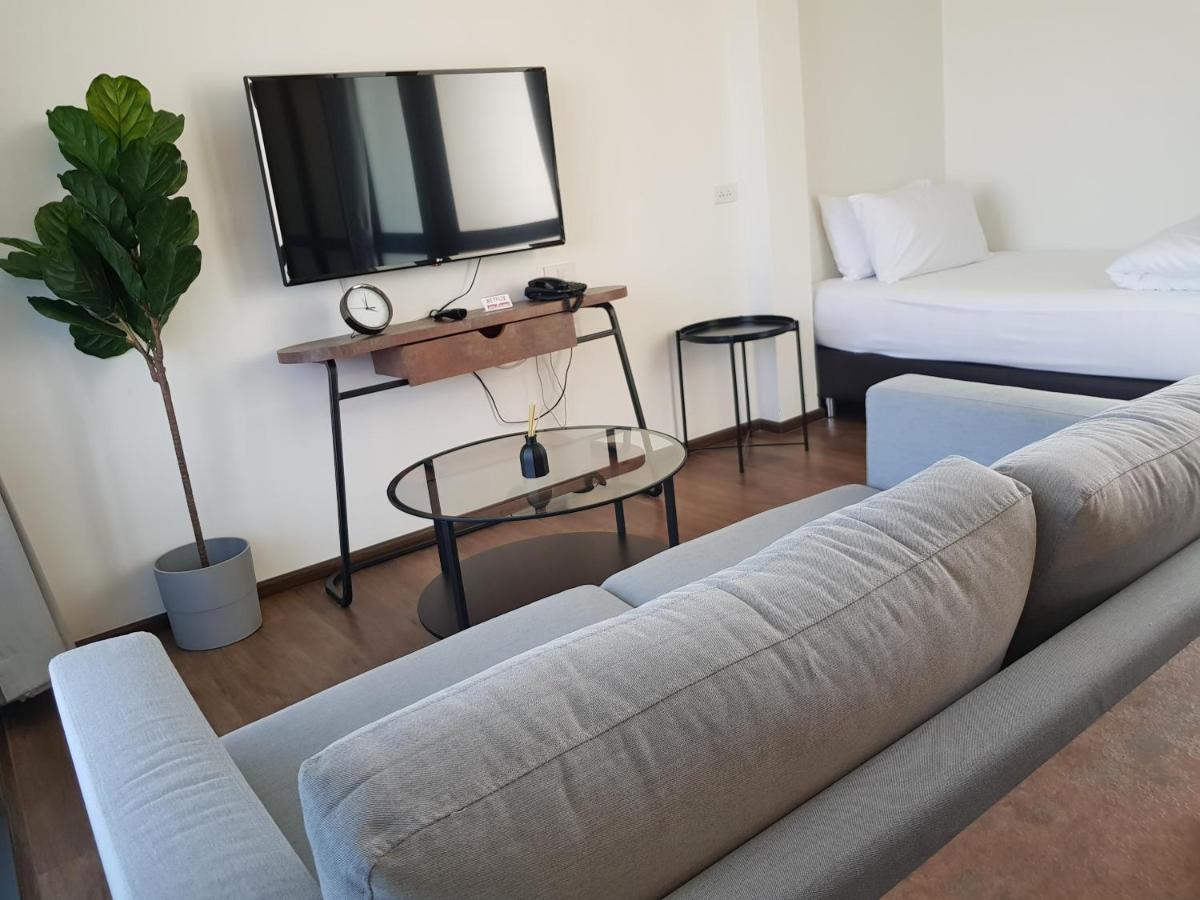 Wonderwall Hotel Чиангмай Екстериор снимка